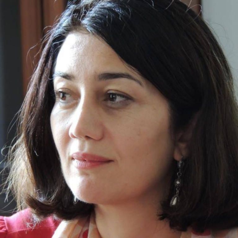 Dr. Nona Shahnazarian